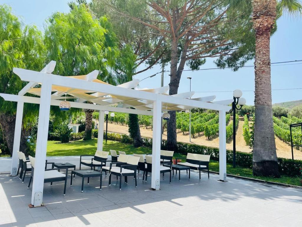 Hotel La Tombola Agropoli Bagian luar foto