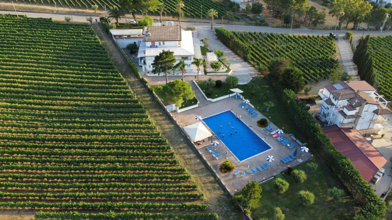 Hotel La Tombola Agropoli Bagian luar foto