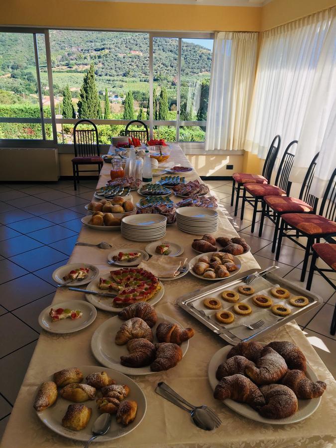 Hotel La Tombola Agropoli Bagian luar foto